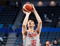 球速体育-闽南金雕队对阵东城雷霆队，柔道巡回赛失利，内线统治篮板——年轻人站出来了的简单介绍