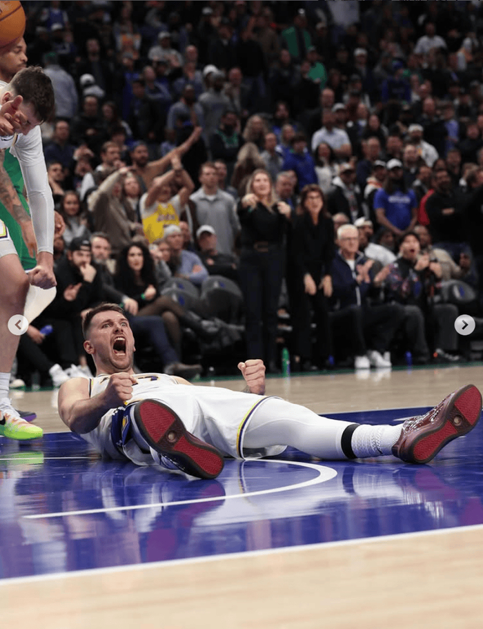 球速体育-东契奇在巴黎圣日耳曼比赛中比分优势明显，败北引发热议！的简单介绍