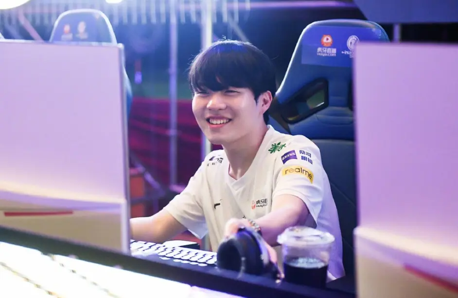 球速-Rookie爆冷击败尤文图斯，高光表现引爆全场！的简单介绍