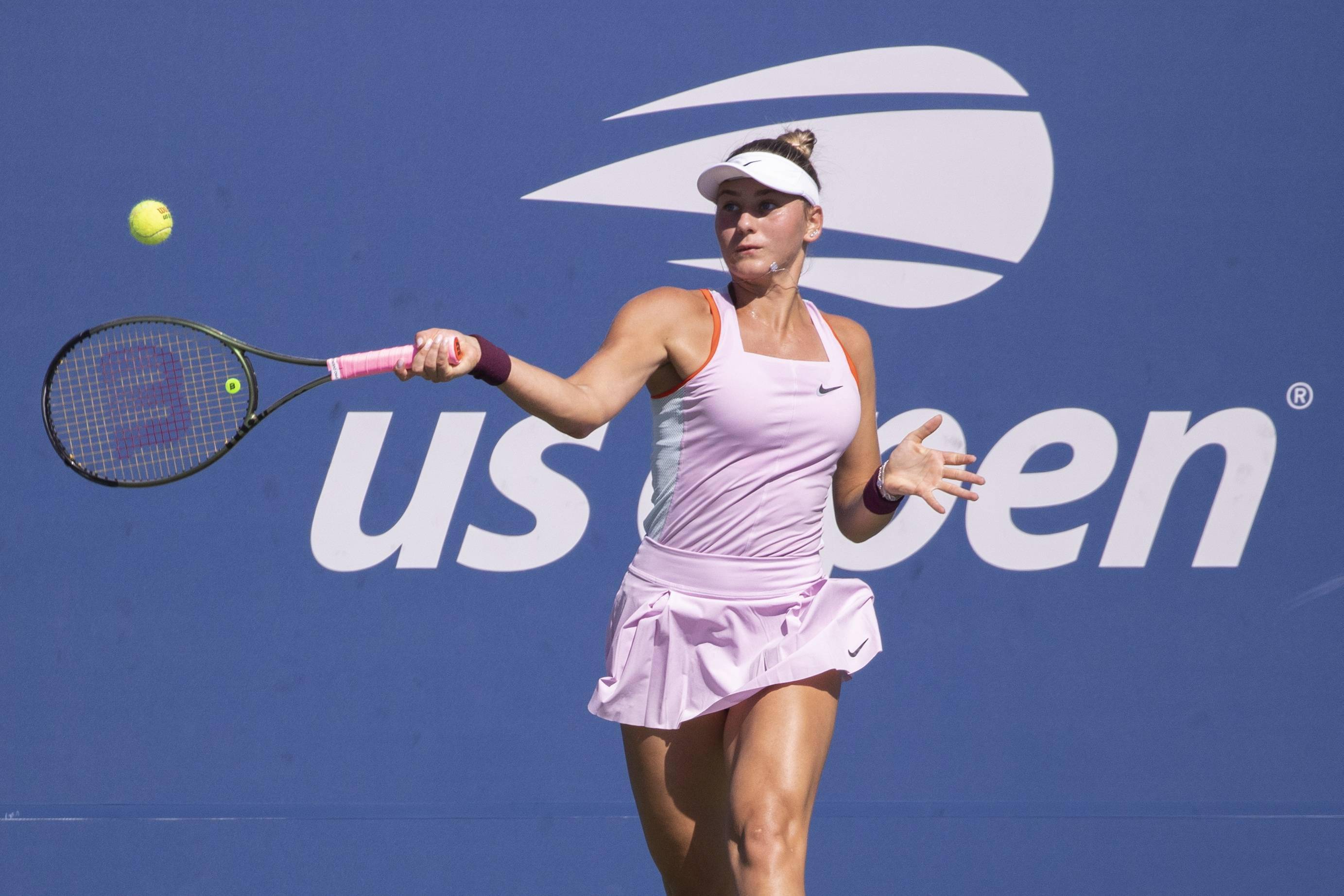 球速体育-阿扎伦卡迎来三赛季高光表现，IG球迷沸腾！的简单介绍